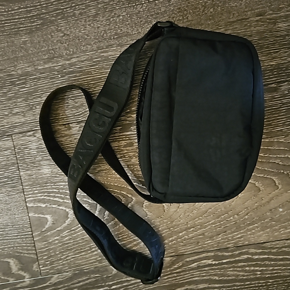 Baggu Camera Bag READ DESCRIPTION